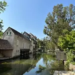 Appartement Bords De L\'Eure Charmant Studio